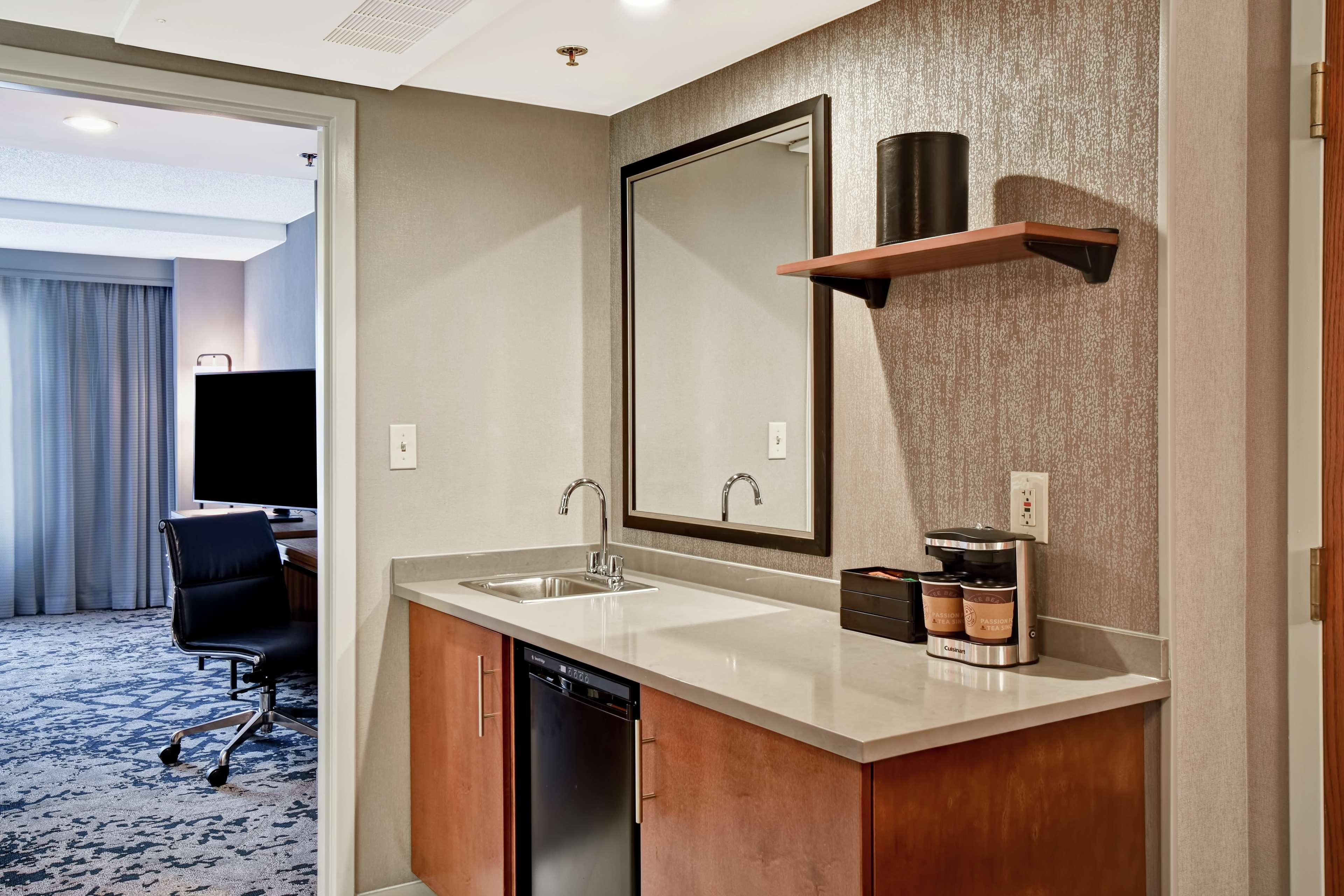 Embassy Suites By Hilton Omaha Downtown Old Market Buitenkant foto