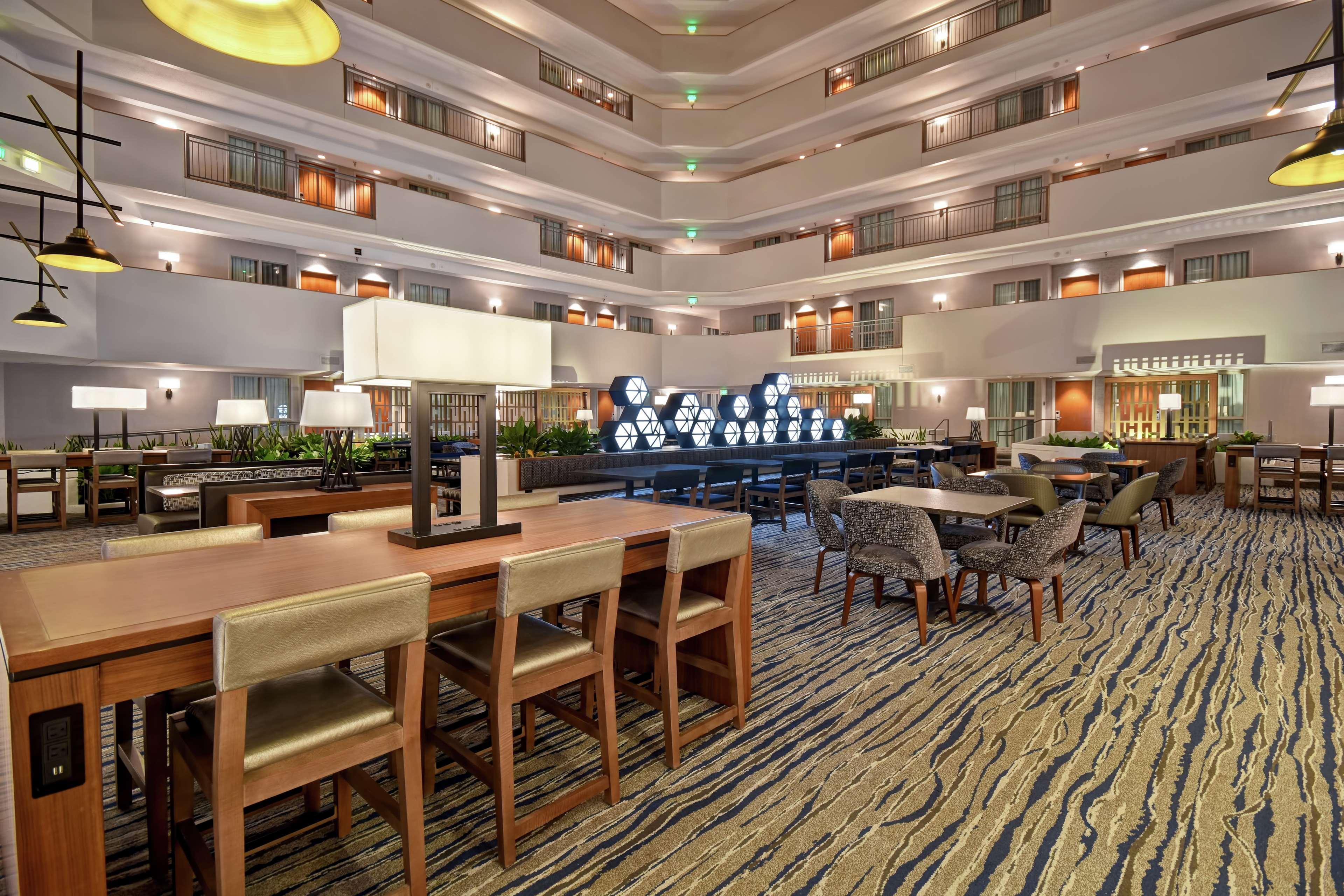 Embassy Suites By Hilton Omaha Downtown Old Market Buitenkant foto