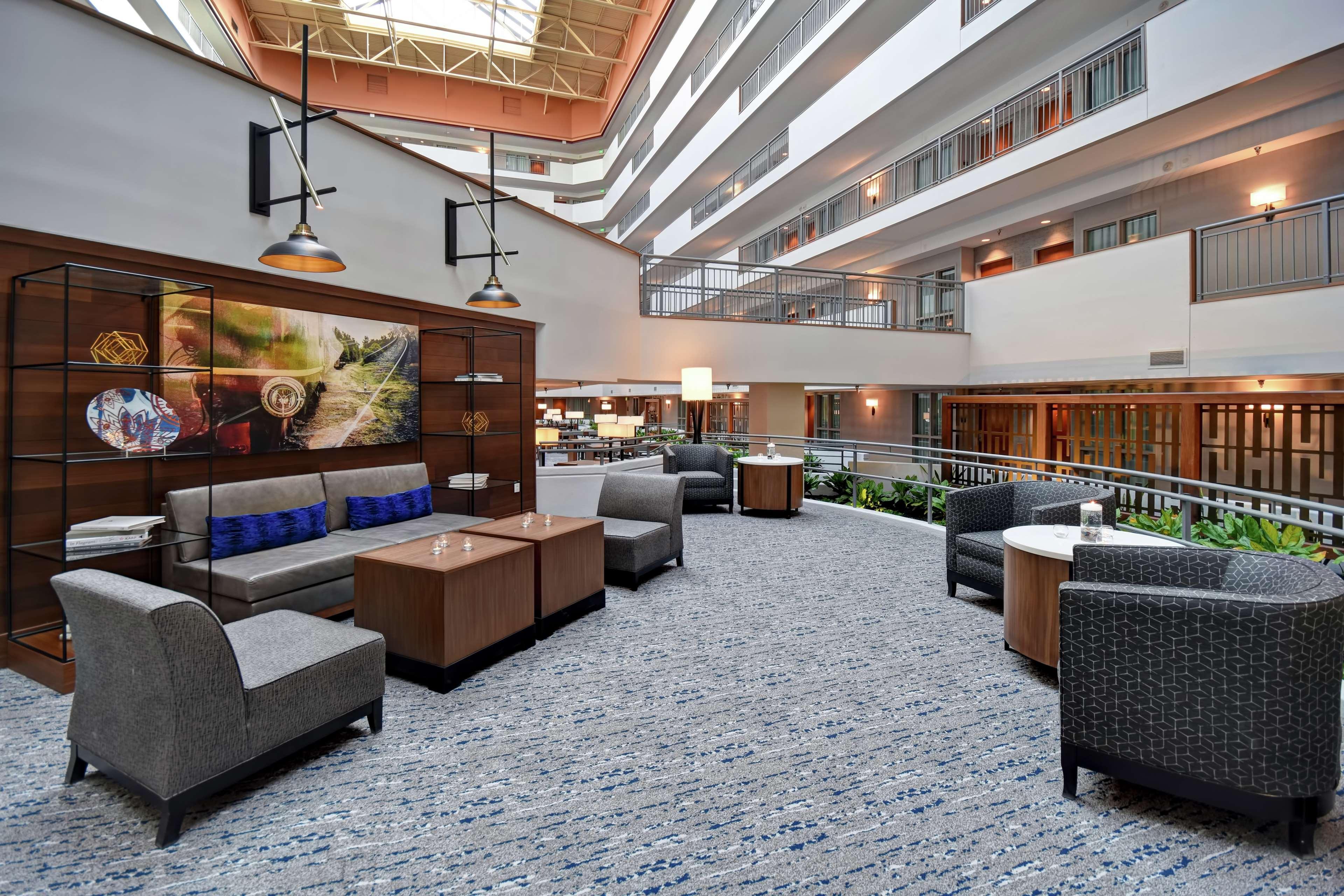 Embassy Suites By Hilton Omaha Downtown Old Market Buitenkant foto