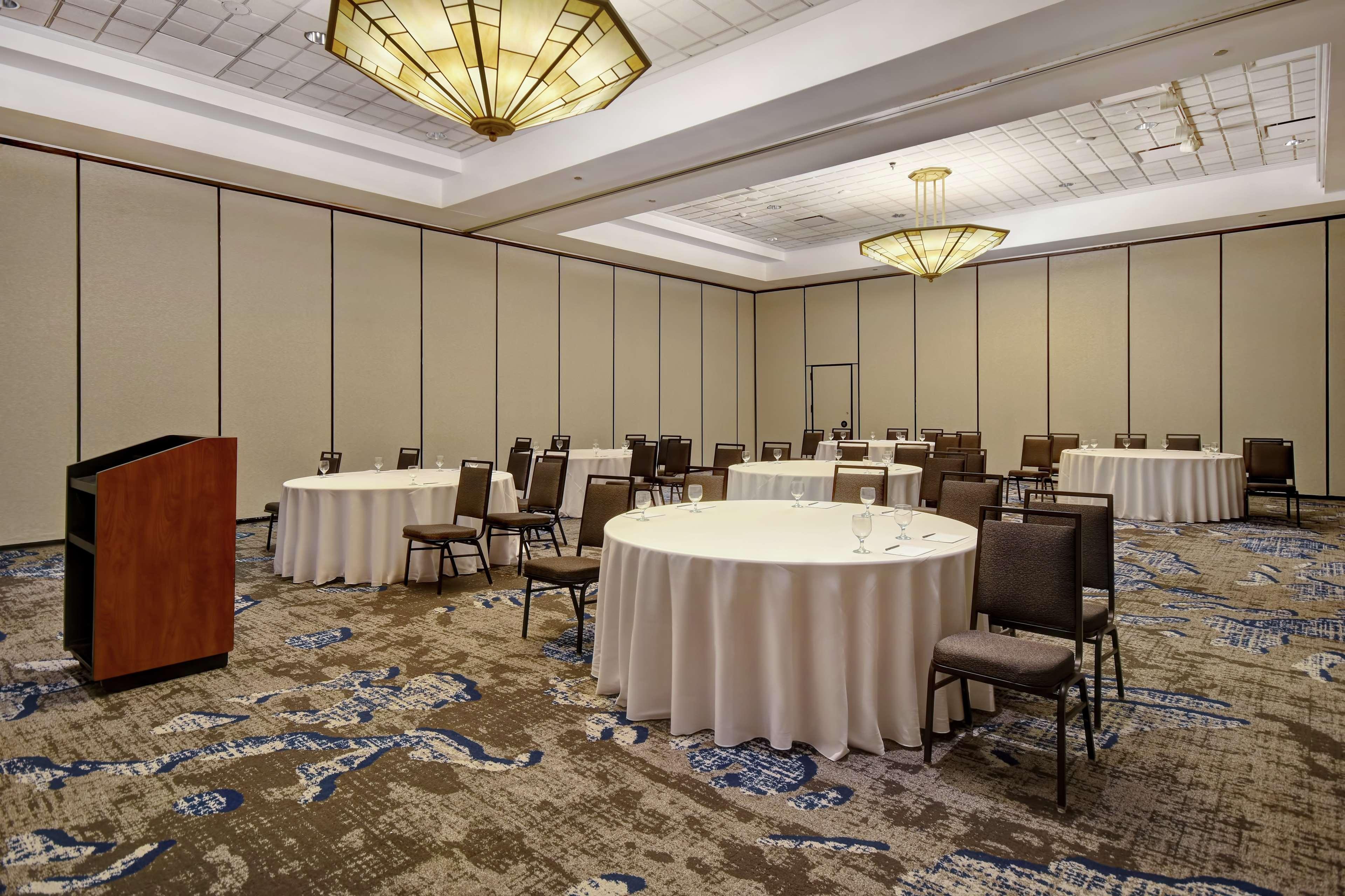 Embassy Suites By Hilton Omaha Downtown Old Market Buitenkant foto