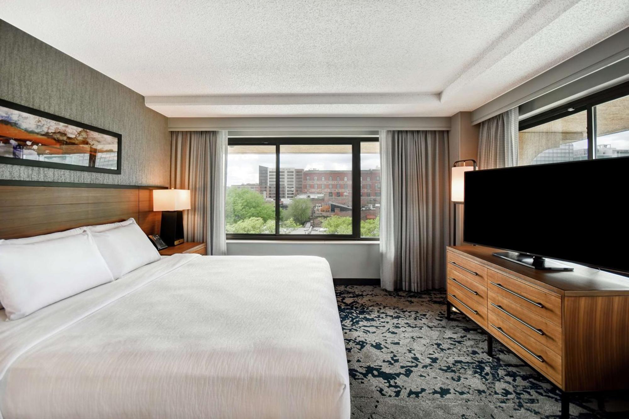 Embassy Suites By Hilton Omaha Downtown Old Market Buitenkant foto