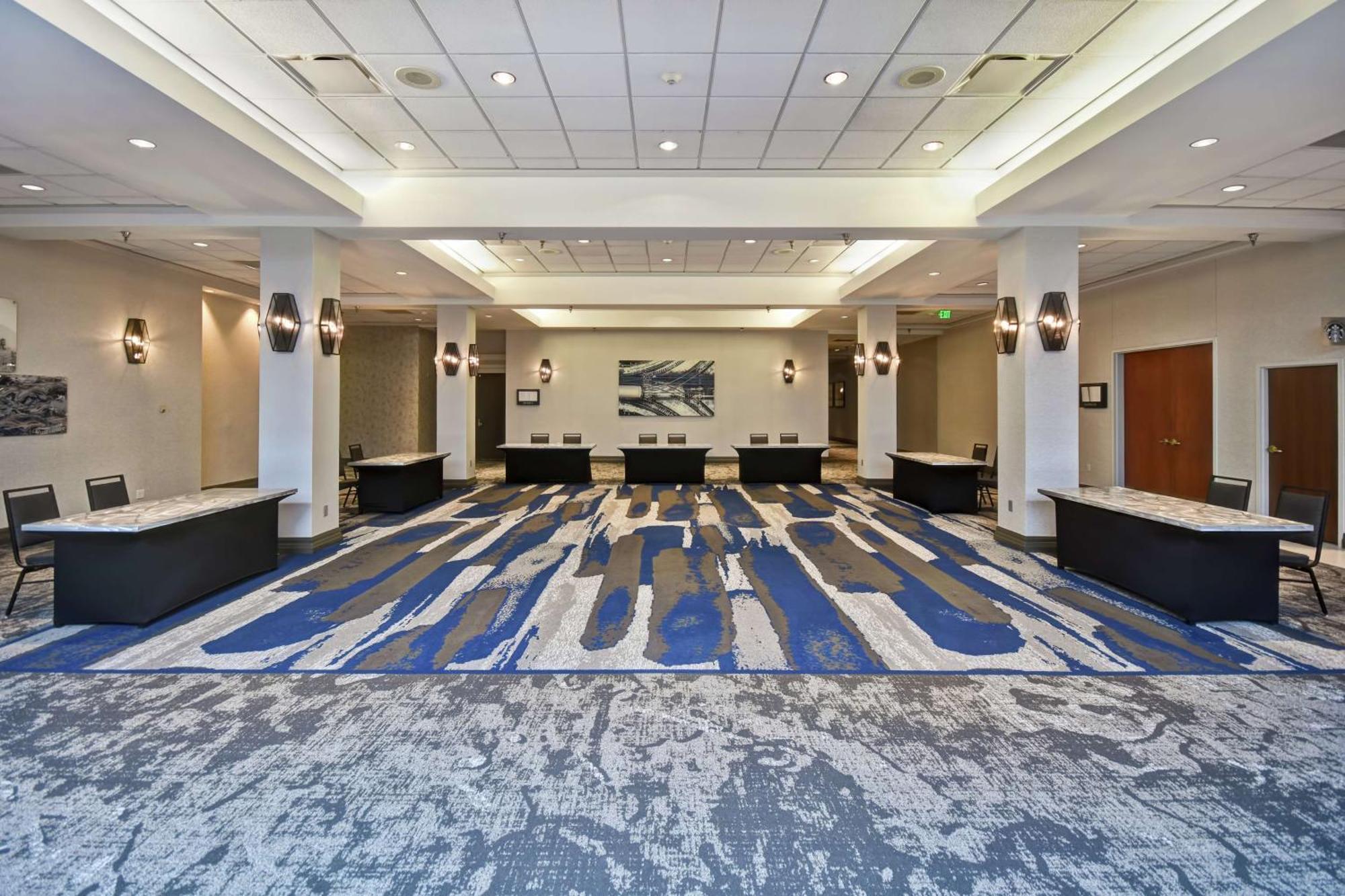 Embassy Suites By Hilton Omaha Downtown Old Market Buitenkant foto