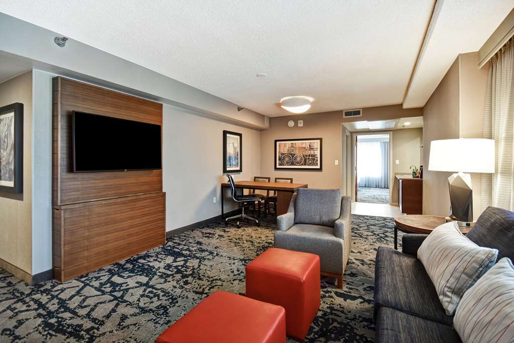 Embassy Suites By Hilton Omaha Downtown Old Market Kamer foto